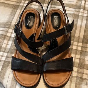 b.o.c. Black and Tan Strappy Sandals